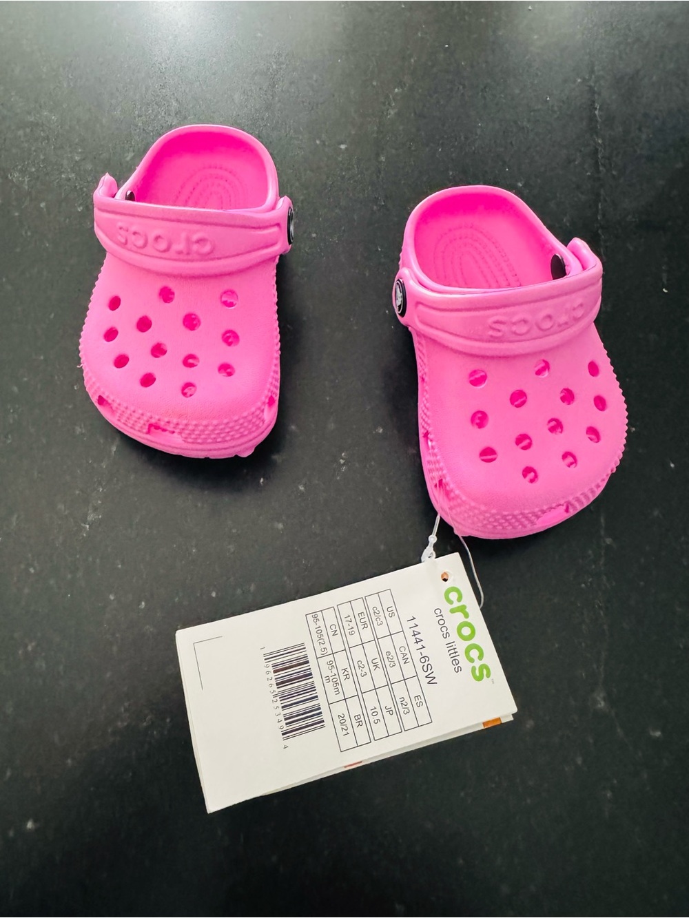 CROCS Kids Hot Pink Classic Clogs with Heel Strap - Picture 9 of 9